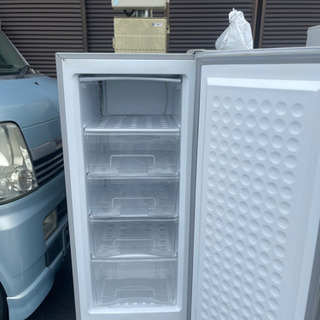 ストッカー　冷凍庫