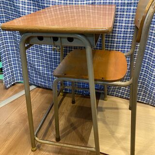学校の机と椅子セット「０２１番」：値下げしました！