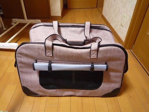 ペットキャリー（ペット用キャリーカート未使用・ハンドル付き）