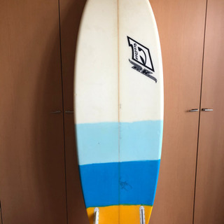 サーフボード　6’4 4up