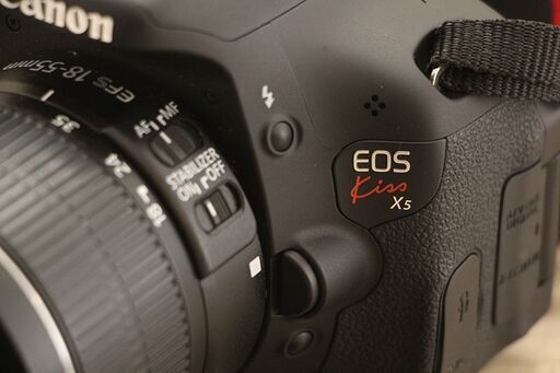Canon キャノン EOS Kiss X5 18-55mm 55-250mm ダブルズームキット デジタル一眼(E1032mwxY)