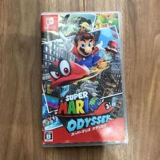 NINTENDO Switch本体
マリオオデッセイ同梱パックとマリオカート８DX