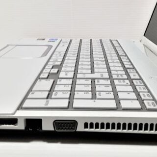 ☆超美品☆dynabookT552/36GW/新品SSD240GB/4GB/BD/カメラ/オフィス 