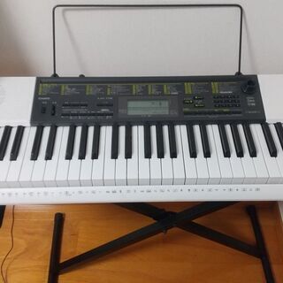 CASIO カシオ　電子ピアノ　鍵盤楽器　 光ナビゲーション キ...