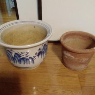 陶器の鉢  2つ