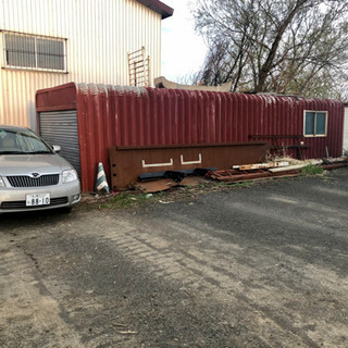 ガレージ　車庫　物置　倉庫