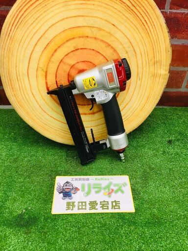 MAX TA-225LU/4J エアネイラ【リライズ野田愛宕店】【店頭取引限定】【中古】【管理番号：IT6VD6LYNMAA】