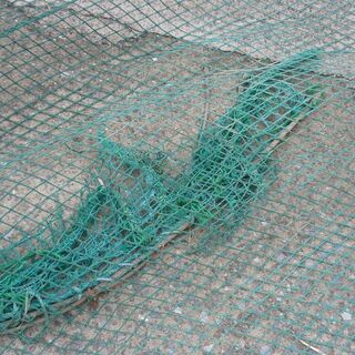 ☆中古品 ネット 約15m30㎝x27m20㎝ ゴルフ イノシシ 農業などに！！☆