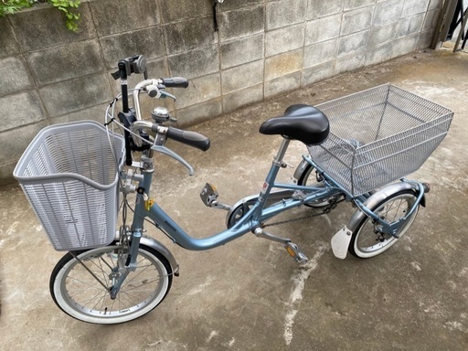 大人用三輪車