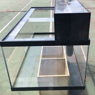 中古 大型アクリル水槽