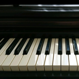 ジャンク　電子ピアノ