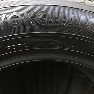 YOKOHAMA BluEarth E51 225/60R17 17インチ 夏タイヤ 4本 2016年製 アルファード ヴェルファイア フォレスター等　(TE521) クレジットカード QR決済可能