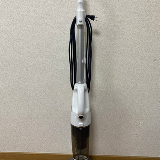 無料　サイクロン式縦型掃除機