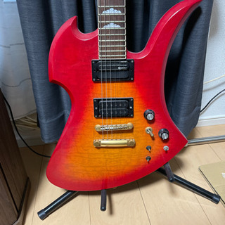 Burny エレキギター 決まりました