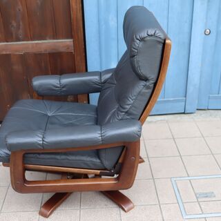 FUJI FURNITURE(冨士ファニチア) のビンテージ 本革パーソナルチェアー