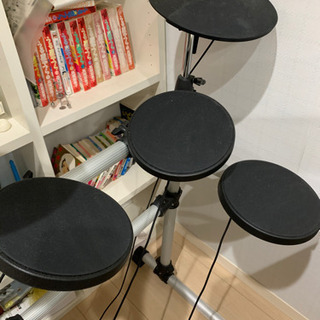 お家で叩けるドラムセットです