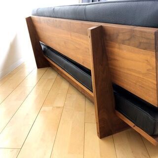 札幌近郊　送料無料　アクタス ACTUS ファイブバイファイブ five by five ティルソファ TILL SOFA レザーソファ 無垢材ウォールナット