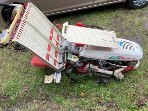 歩行　田植え機