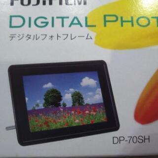デジタルフォトフレーム:FUJIFILM DP-70SH