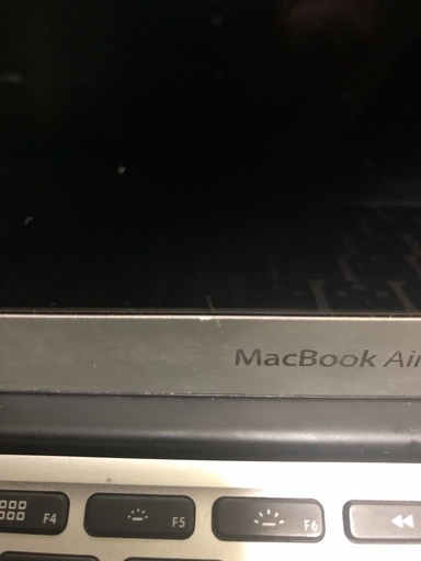 値段交渉可】MacBook Air (11-inch, Mid 2012 MD223-J/A) 【公式通販】