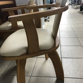 【お値下げ！】便利な5点セット！ 回転チェア ダイニングセット