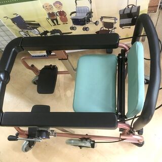 美品】六輪歩行器 KW-MFXシリーズ ムーンウォーカー