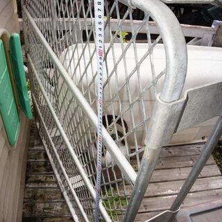 アルミ製大型ルーフラック　軽量で錆びません　1.2ｍX1.2mX0.2m