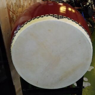 店舗同時販売中】和太鼓 スタンド付き 革に状態良いです【店頭ご来店