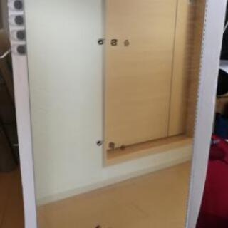 IKEA　壁付　姿鏡　未使用品