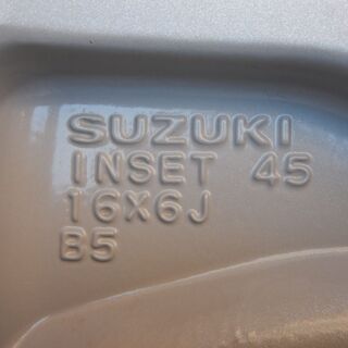 美品♪　スイフト純正　１６インチ　スイフトはもちろん軽自動車にも！