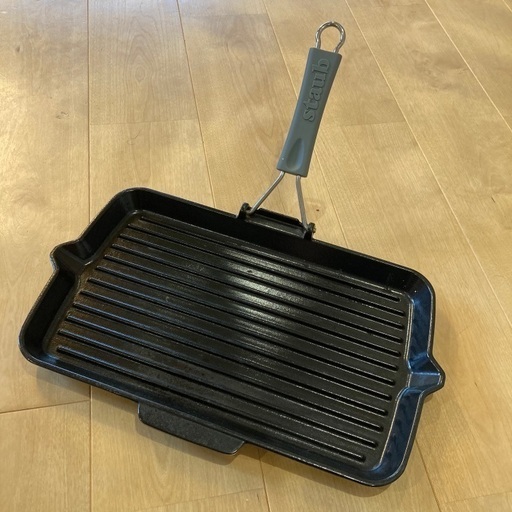 staub ストウブ  フライパン　スクエア