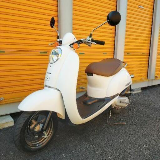 507.お洒落可愛い　スクーピーFI バッテリーシート新品　千葉県柏市　即日配送、自走引き取りも可能
