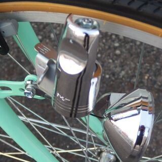 かわいい２６インチ折畳自転車　ノーパンクタイヤ　新品