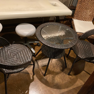 【無料】椅子✖️2.テーブルセット