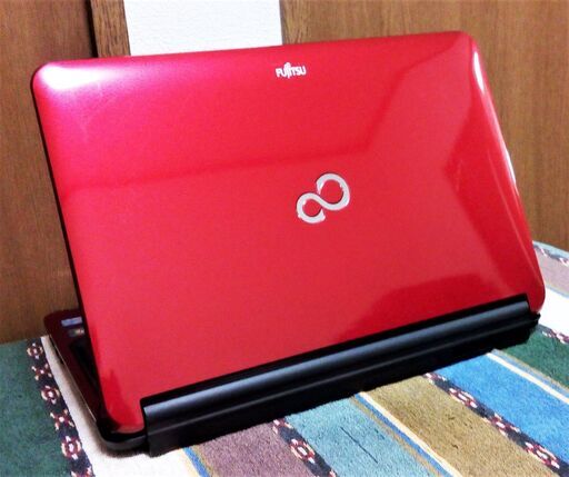 FUJITSU/ルビーレッド✨/10キー付きKB/高性能Core i3/大容量！320GB♪/快適♬メモリ4GB/USB3.0☆彡/HDMI/カメラ/マイク/Microsoft Offce2019✎/すぐ使えるWindows10♪/すぐ繋がるWi-Fi/DVDSマルチ(読み書き)/SDカードスロット/点検整備清掃済み/LIFEBOOK AH54/No.10430