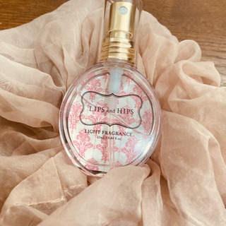 【ネット決済】ベリーの香りの香水