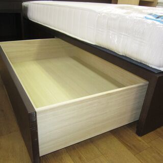 R068 ダブルベッド 引出し付、無印良品20cmマットレス 美品