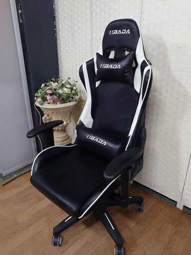 hハバダ ゲーミングチェア 耐荷重150kg 静音キャスター リクライニング ハイチェア 昇降アームレスト Hbada 椅子 店頭引取大歓迎♪ R3320)