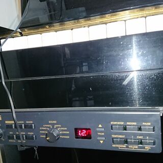 アップライトピアノ　消音ユニット付き