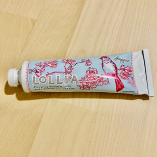 LoLLIA（ロリア）ハンドクリーム