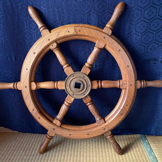 船の舵　木製　オブジェ　置物　飾り物