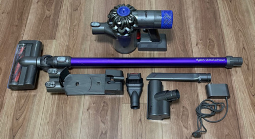 Dyson V6 掃除機　(電池要交換)