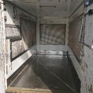 香取市山之辺】【床はステンレス】【3t車でも配送可】中古コンテナ 長さ約