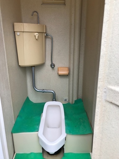 洗浄済み】⑤仮設トイレ（水洗式）、軽いので楽に搬入出来ます。