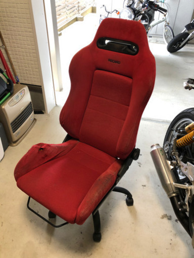 レカロシート RECARO ゲーミングチェアー 自作