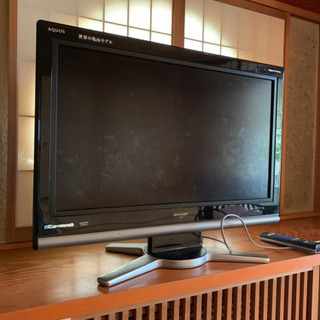 シャープ　32V型　液晶テレビ　AQUOS 2007年製
