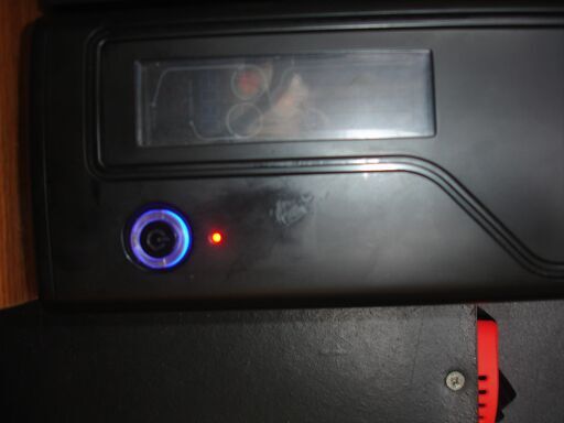 スリム型ASUSですくトップPC