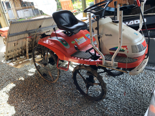 クボタ 田植え機4条 農機具