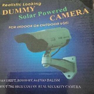 防犯 ダミー 監視カメラ 未使用品 ソーラーパネル 電源不要