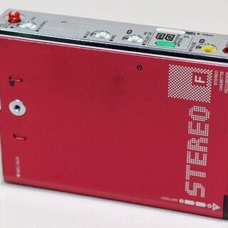 【苫小牧バナナ】希少 AIWA/アイワ HS-F7 ステレオ カセットプレーヤー レコーダー レッド カセットボーイ ジャンク/通電確認のみ/ベルト切れ♪ 苫小牧バナナ】希少 AIWA/アイワ HS-F7 ステレオ カセットプレーヤー